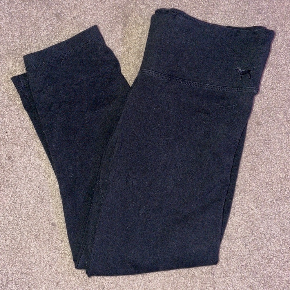 Victoria’s Secret PINK Capri Leggings